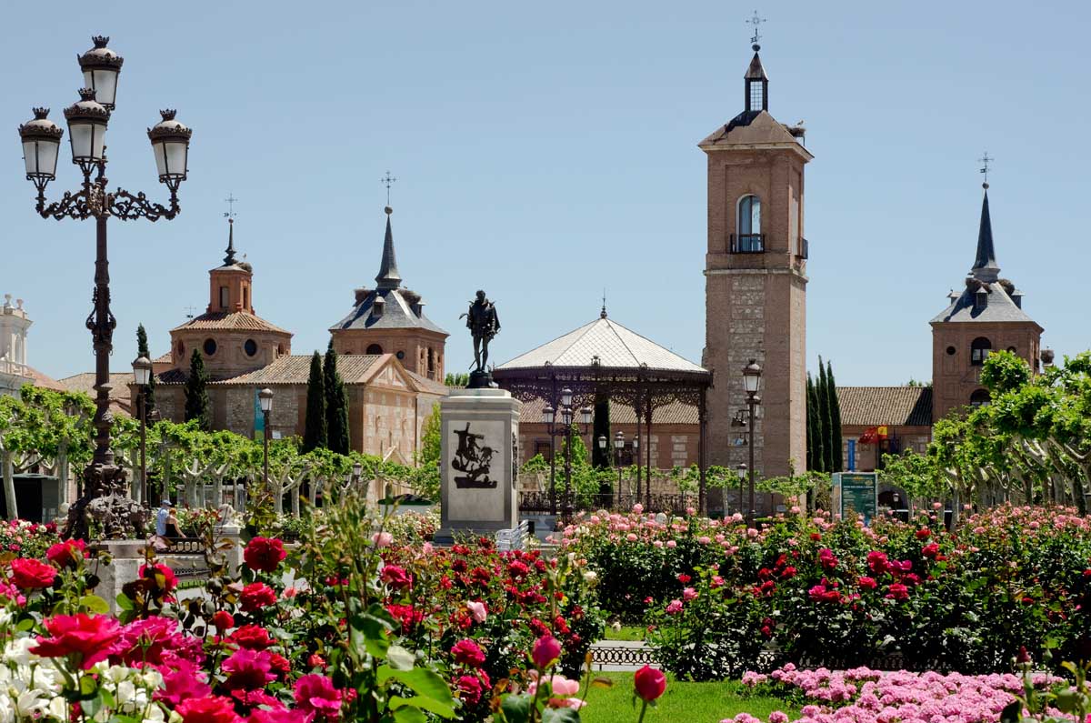 Alcalá de Henares alquiler de coches para turismo en alcalá de henares